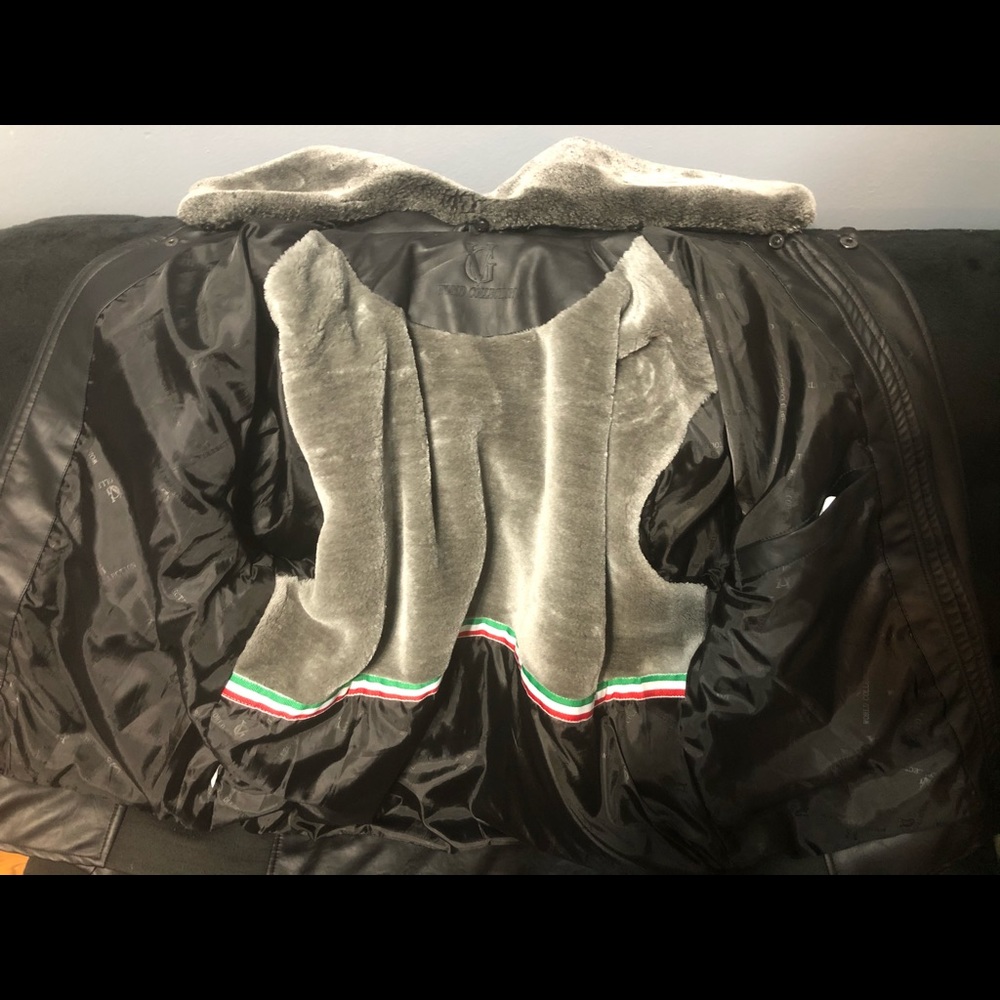 VG World Collection Leather Jacket - Picture 2 of 5
